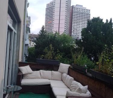 Suelz House | Zimmer in Sülz in einer Wohnung