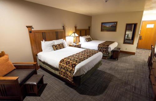 Zion National Park South Entrance Hotel | Zion Lodge - Inside the Park