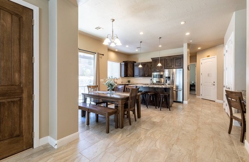 Washington House | Zion's Point-Pet Friendly!