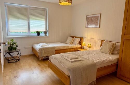 Koetz Apartment | ZK Living Ferienwohnung EG