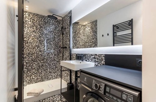 Bellecour - Hotel Dieu Apartment | Zola - Furnished apartment - Downtown Lyon