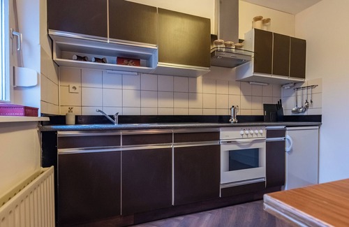 Haren Apartment | Zollhoes; Find the border! On discovery in the border area NL/DE