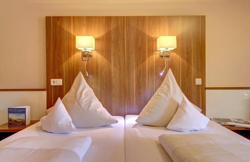 Obernzell Hotel | Zum Edlhof