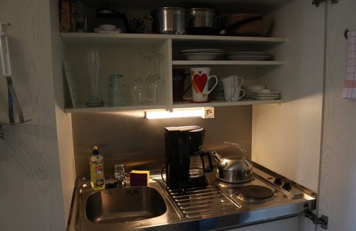 Lam Apartment | Zwei Zimmer Appartement (ca. 45qm) mit Südbalkon