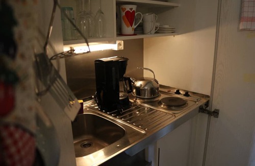 Lam Apartment | Zwei Zimmer Appartement (ca. 45qm) mit Südbalkon