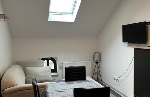 Oelsnitz Apartment | Zweizimmerwohnung am Markt