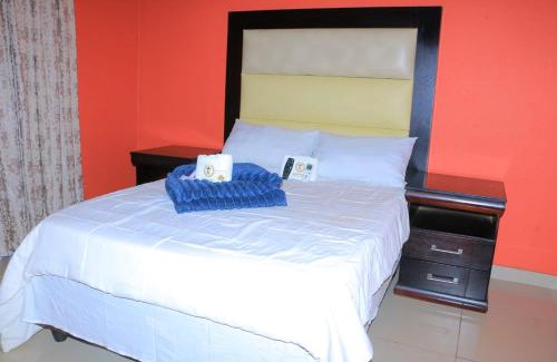 Thohoyandou House | ZWIZWO Guest House