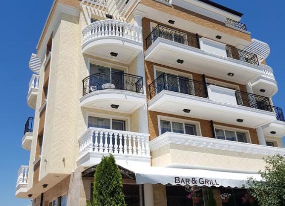 семеен хотел Прованс Ахелой