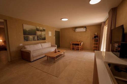 הבית של יעל