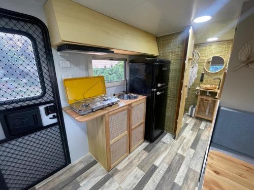 הקרוואן במושב