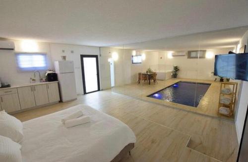 לקשורי סוויט - Luxury suite