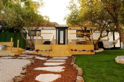 צימרבוס כנרת Galilee Bus