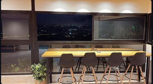 צימר אונייל