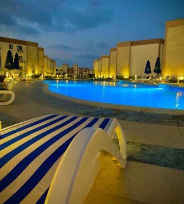 شقة فندقية 3غرف بمنتجع هلنان بورسعيد بورفؤادHelnan Resid Portfoad Flat3Rooms
