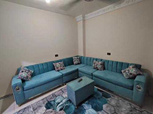 شقه مفروشه جميله جدا بموقع متميز 9