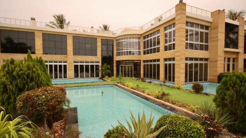 لاكجري صلالة Luxury salalah Villa