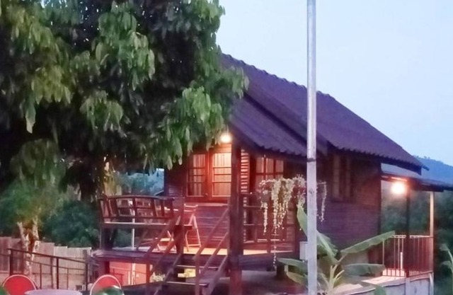 บ้านไร่ภูวังน้ำ
