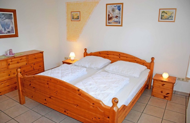 01 Ferienwohnung mit Gartenterrasse - Rügener Ferienwohnungen in Beuchow