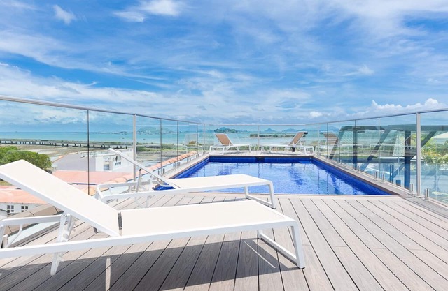 1 bdr 🛏️+ 1 bthr 🛁 Apt in Casco Viejo w/Rooftop Pool 👙🌇📸
