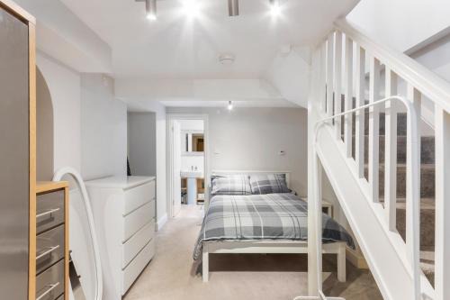 1 bed Barbican Duplex pad