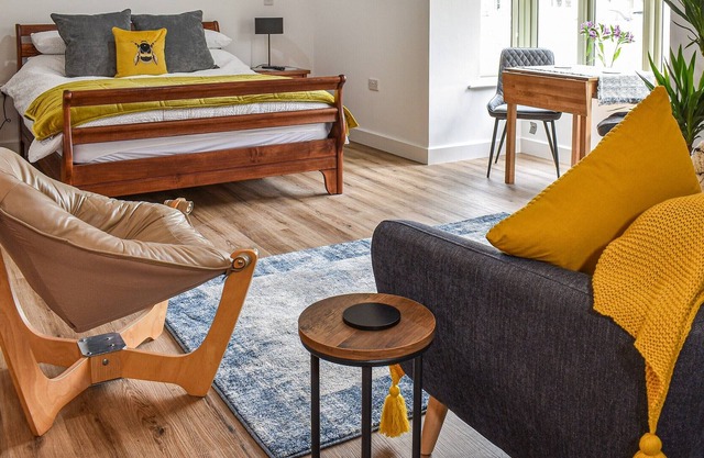 The Lodge At Flintstone Cottages Chichester Goodwood