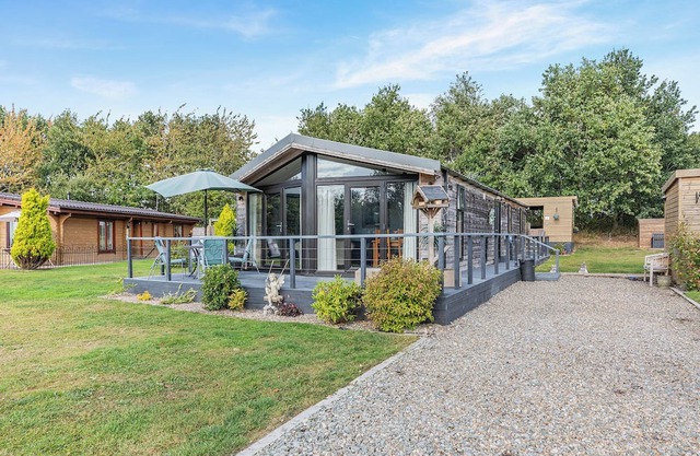 1 bedroom accommodation in Ellesmere