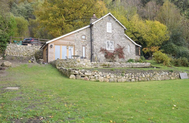 1 bedroom accommodation in Llansilin, near Oswestry