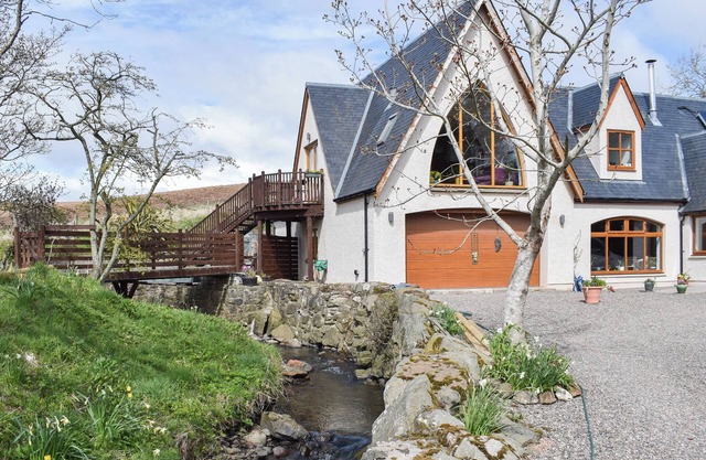 1 bedroom accommodation in Ceres, near Cupar