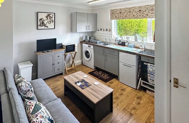1 bedroom accommodation in Woodbury Salterton, near Exmouth