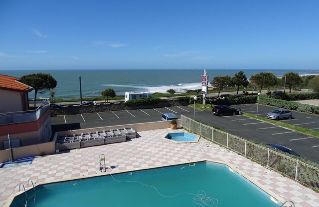 1 Bedroom Apartment in Anglet