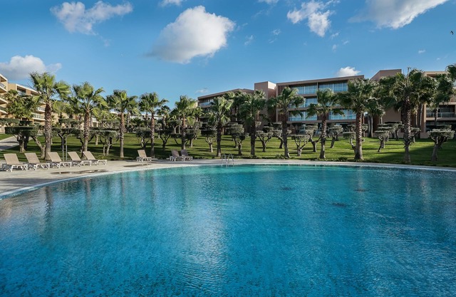 Herdade Dos Salgados Vila Das Lagoas