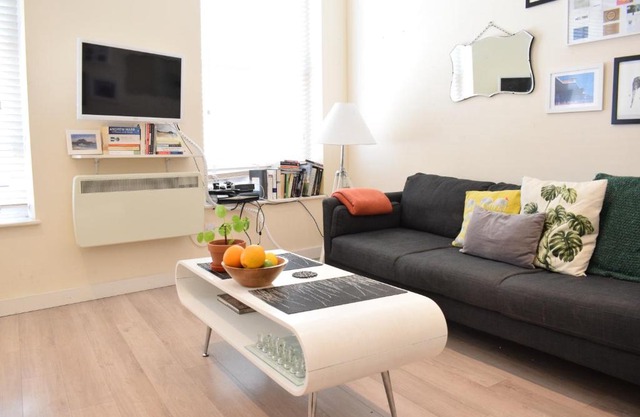 1 Bedroom Flat On Holloway Road