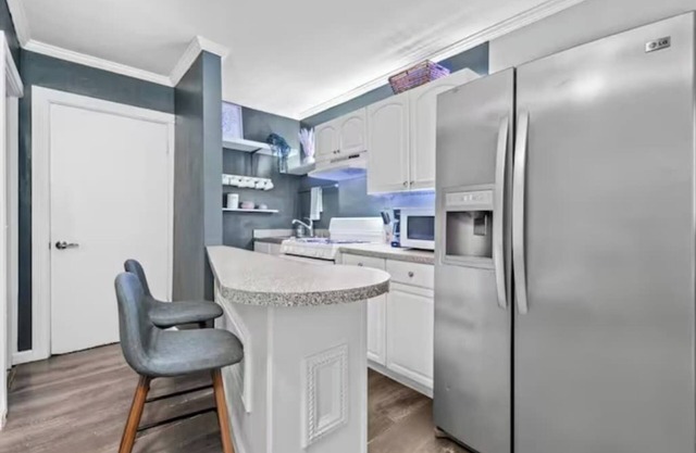 1 bedroom steps to sand