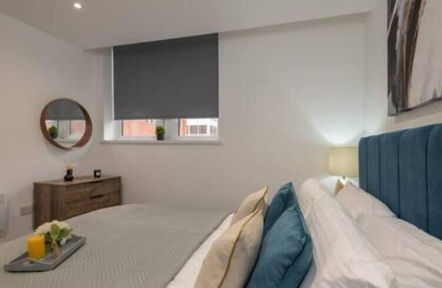 1 Bedroom within Thornhill House