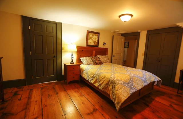 #1 Location for CDP. Fire-pit & Fishing Pond. FUN & Private. 5 bedrooms, 3 baths