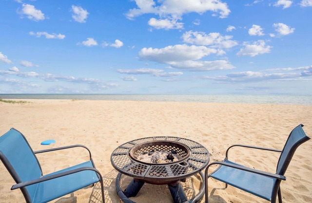 #1 | Relax right on the beach