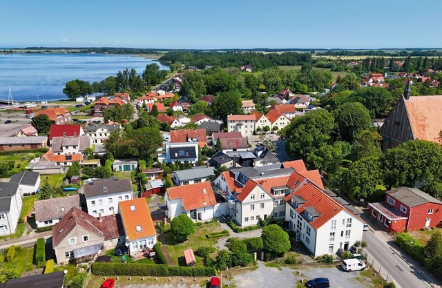 1-room vacation apartment near the harbor with a small garden - Haus Windland FeWo 24 - House