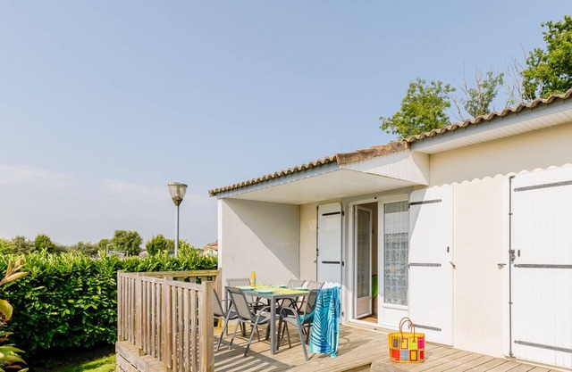 10 - Le Merle - Village vacances