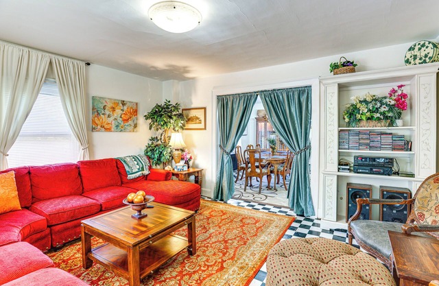 < 10 Mi to Hersheypark: Duplex w/Fire Pit + Grill