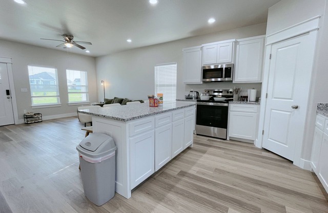 10 min to Casino, brand new 2b/1b single home 2025