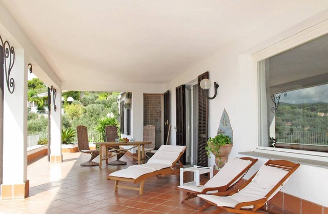100 m² Villa ∙ 3 bedrooms ∙ 6 guests