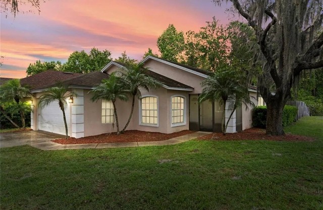 102 Getaway Villa 4 bed with pool near Disney