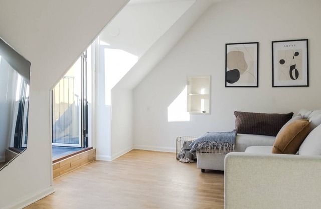 105 m² Apartment ∙ 2 bedrooms ∙ 6 guests