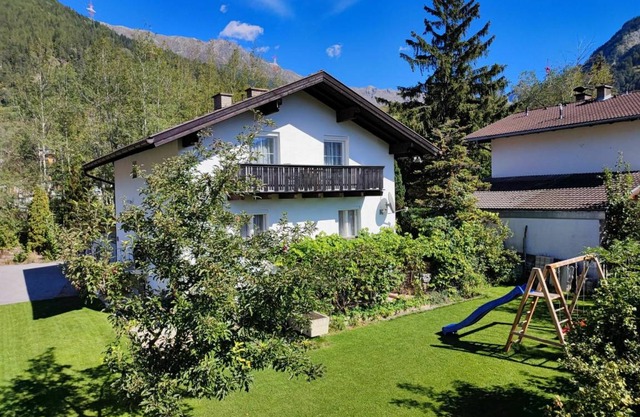 110 m² Apartment ∙ 4 bedrooms ∙ 8 guests