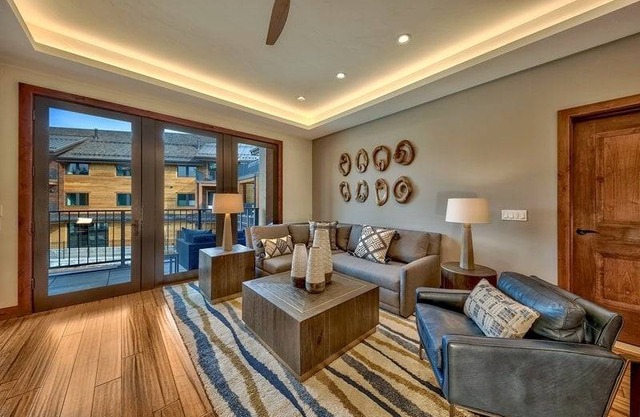 110 m² Condo ∙ 2 bedrooms ∙ 6 guests