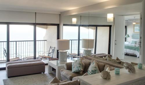 1104 The Bermudas - by Stay in Umhlanga