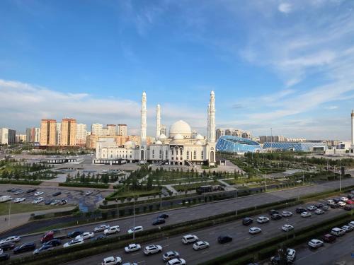 12эт Luxury Апартаменты рядом посольство США с 2мя кроватями,раскладным диваном и 2мя санузлами в Хайвилле с шикарным видом на Мечеть