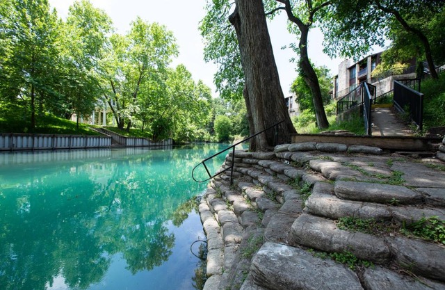 125 m² Condo ∙ 3 bedrooms ∙ 8 guests