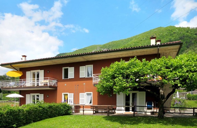 140 m² House ∙ 1 bedroom ∙ 12 guests