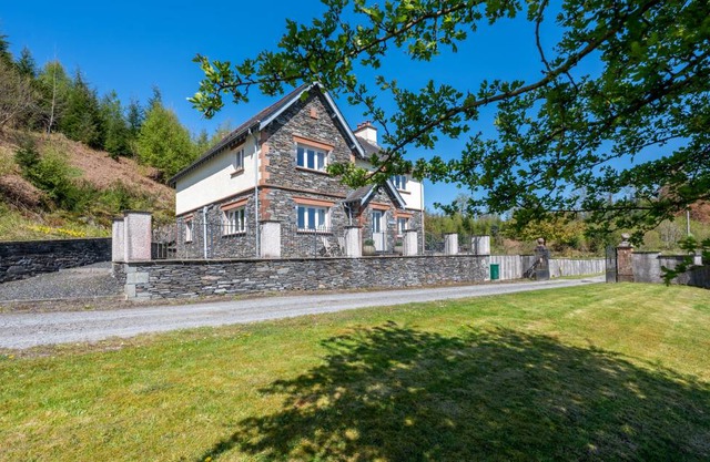 145 m² Cottage ∙ 4 bedrooms ∙ 8 guests